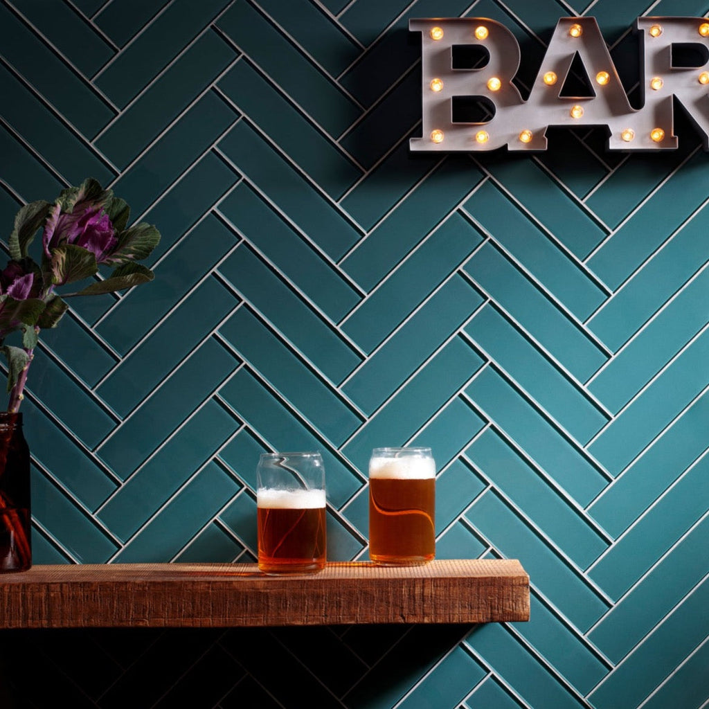 2"x8" | Lagoon Gloss wall