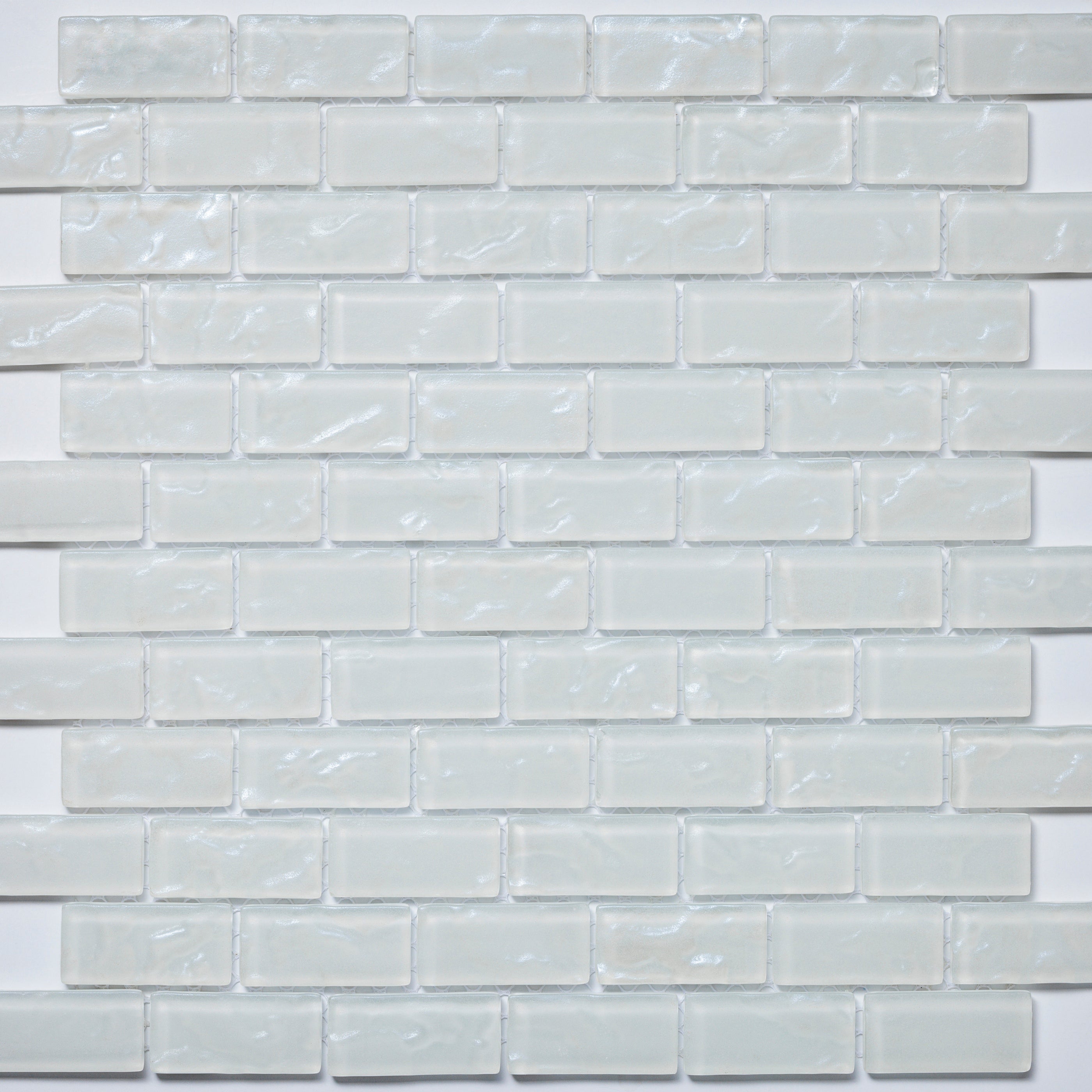 Lava 1x2 Offset Slip-Resistant Mosaic - Molten Frost