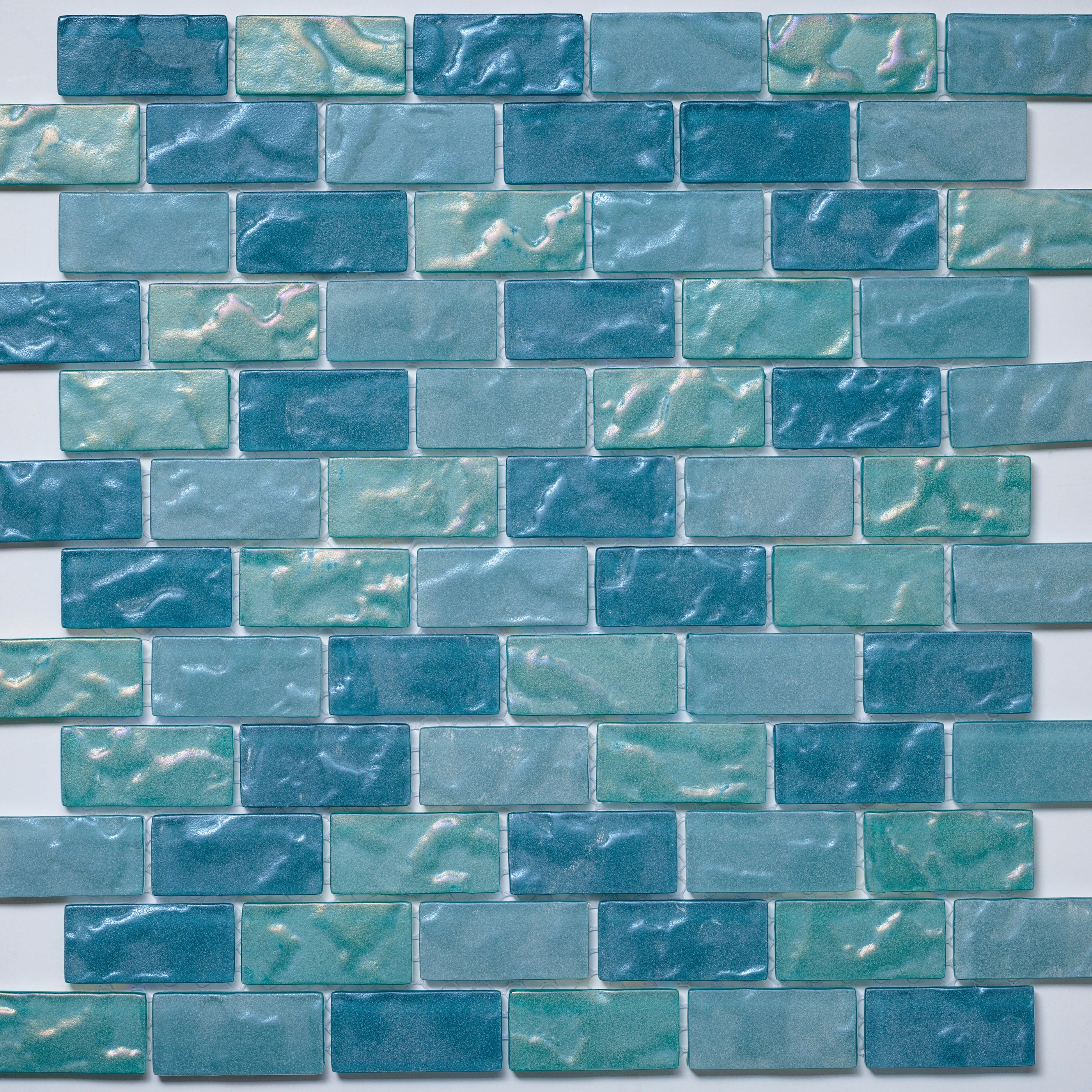 Lava 1x2 Offset Slip-Resistant Mosaic - Windward Bay