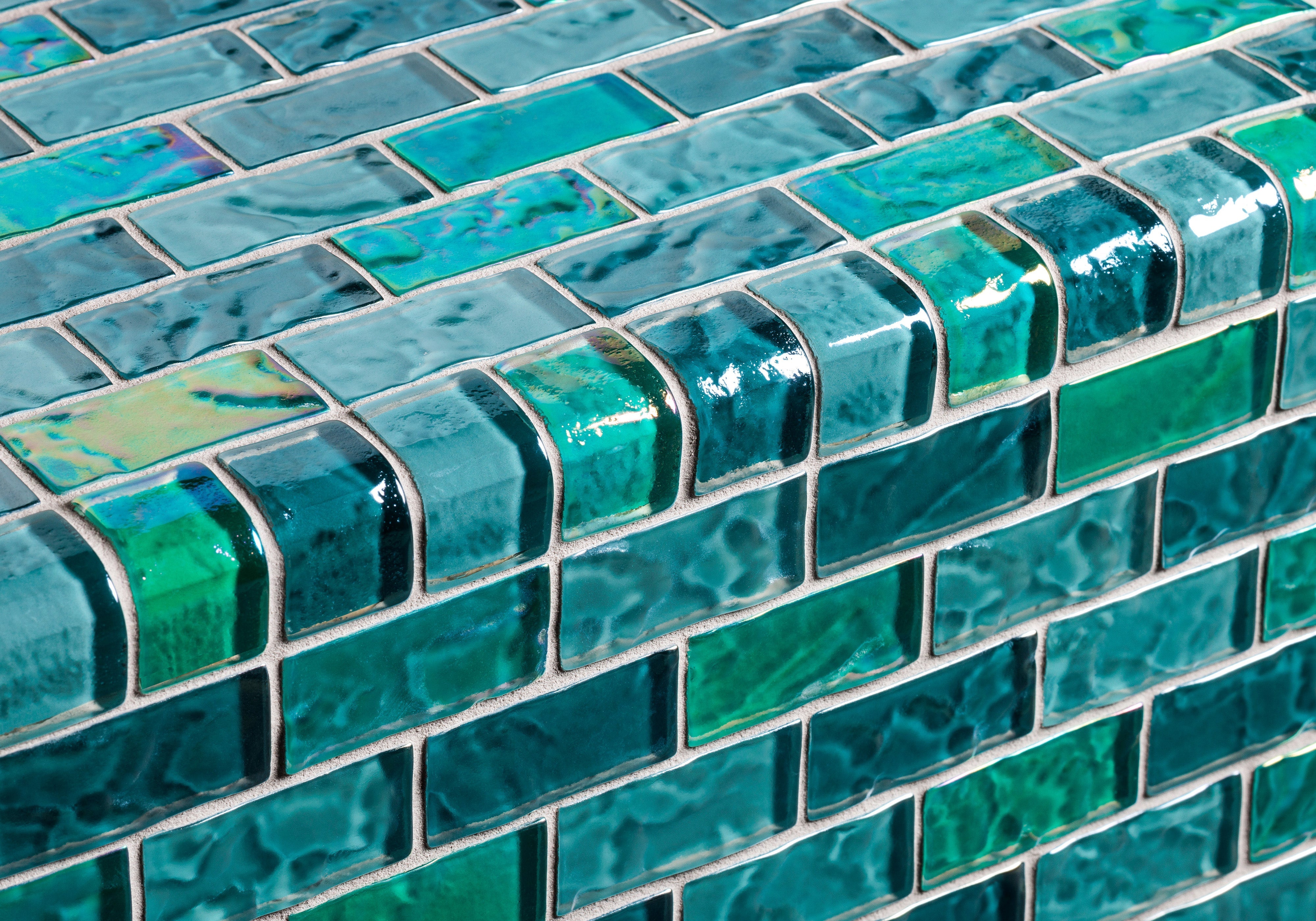 V Cap Strip Windward Bay Lava