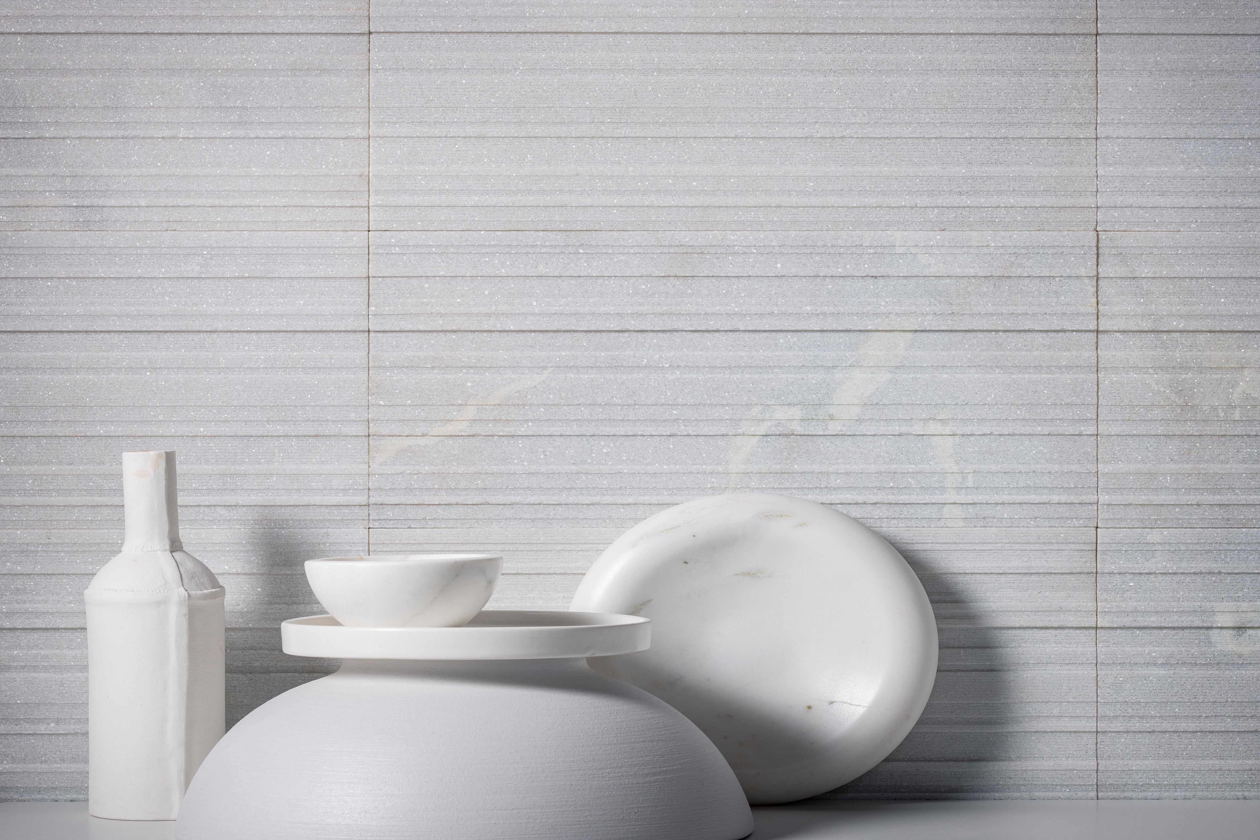 #Color_Crystal White