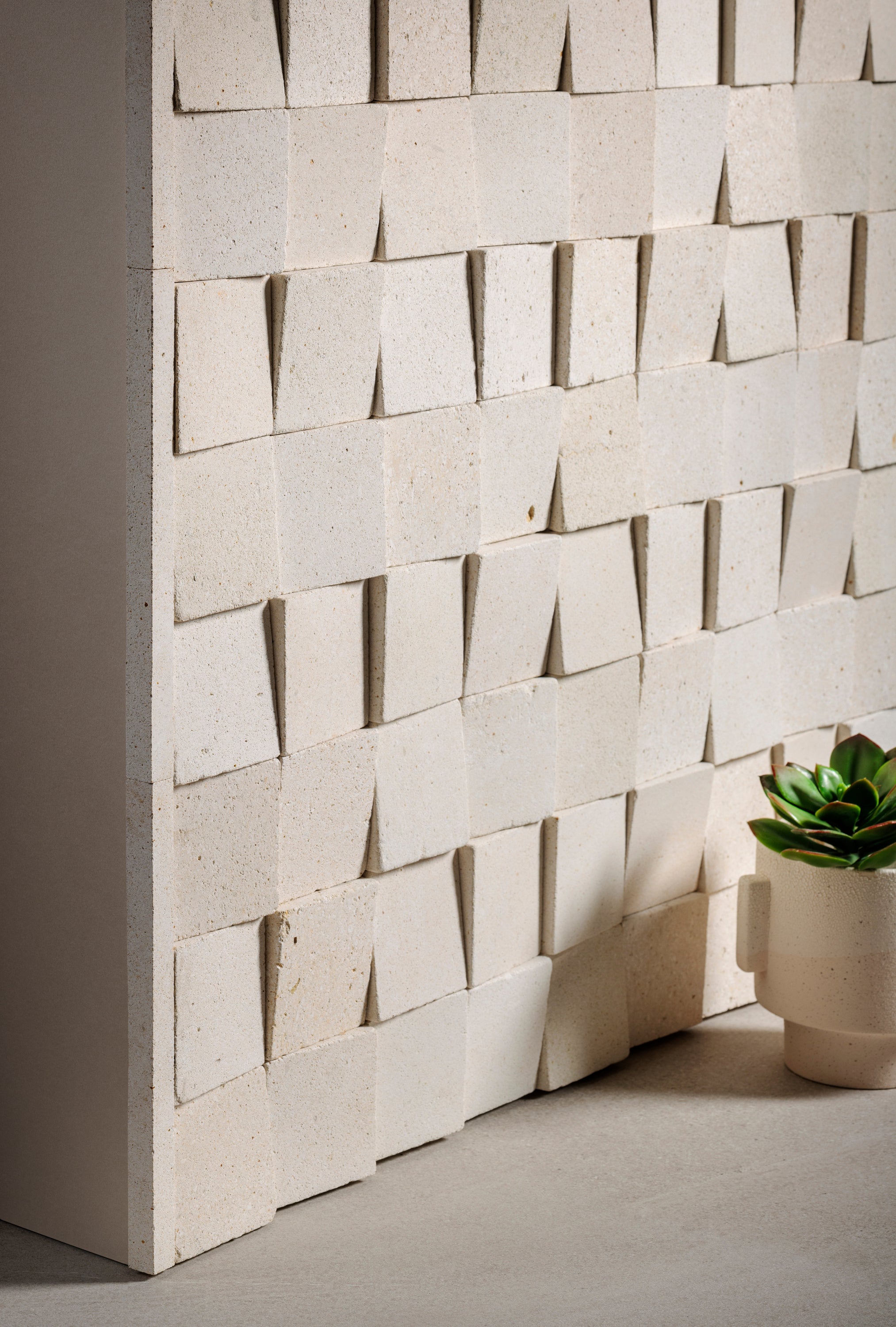 Box Liner Sandstone Mint Honed