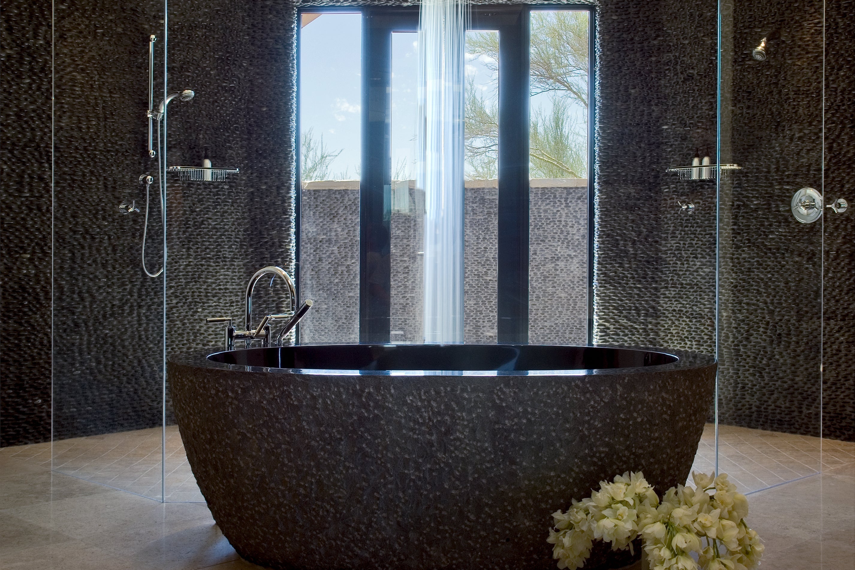 Stacked Pebble Medan Charcoal Natural